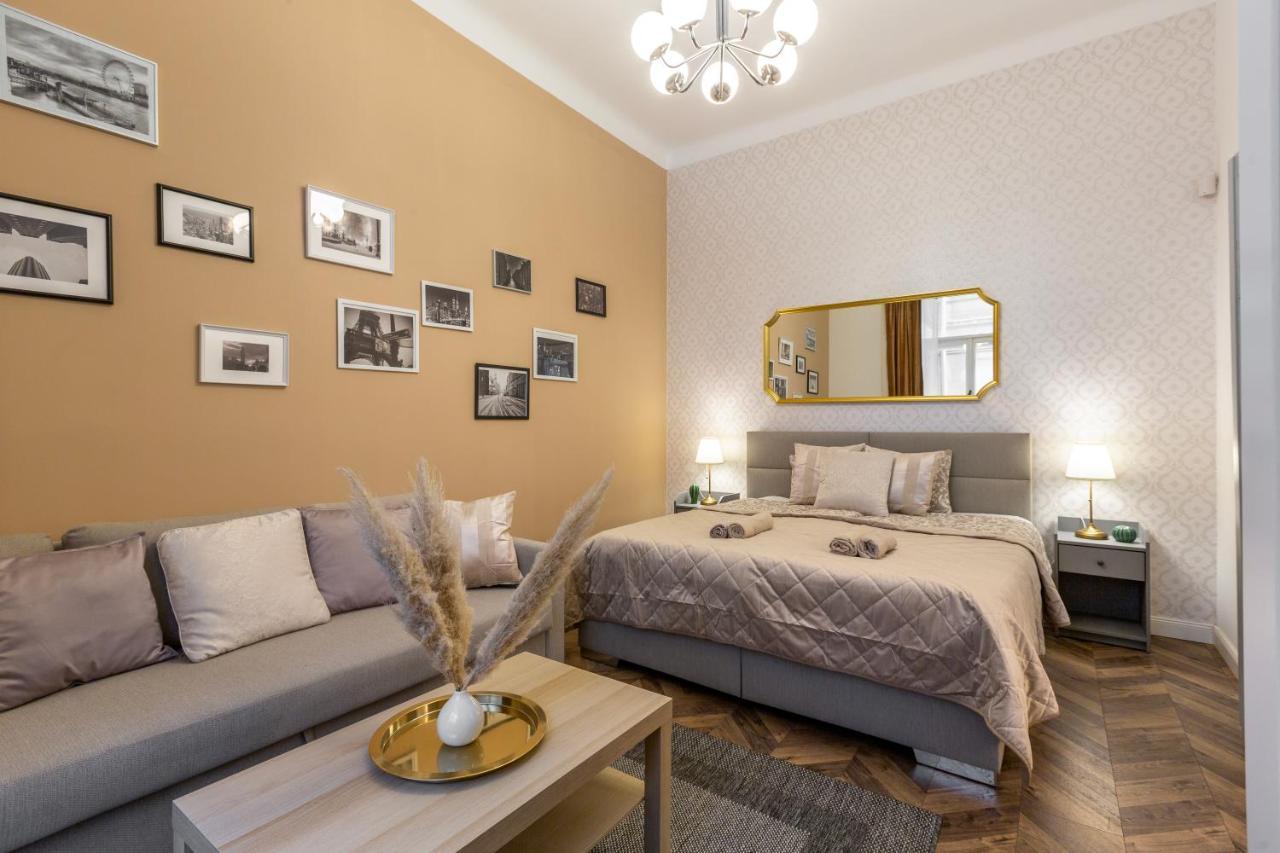 Central Quentin Home With Sauna Next To The New York Cafe Budapest Esterno foto
